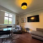 Central Stylish 1 Bed Hyde Park
